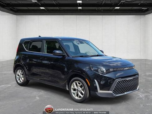 Certified 2023 Kia Soul LX w/ Option Group 015 FWD image 7
