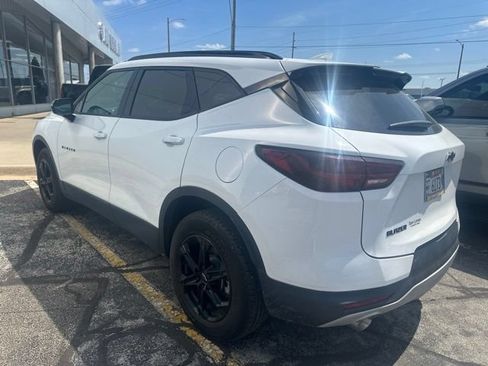 Used 2025 Chevrolet Blazer LT w/ Midnight/Sport Edition FWD image 3
