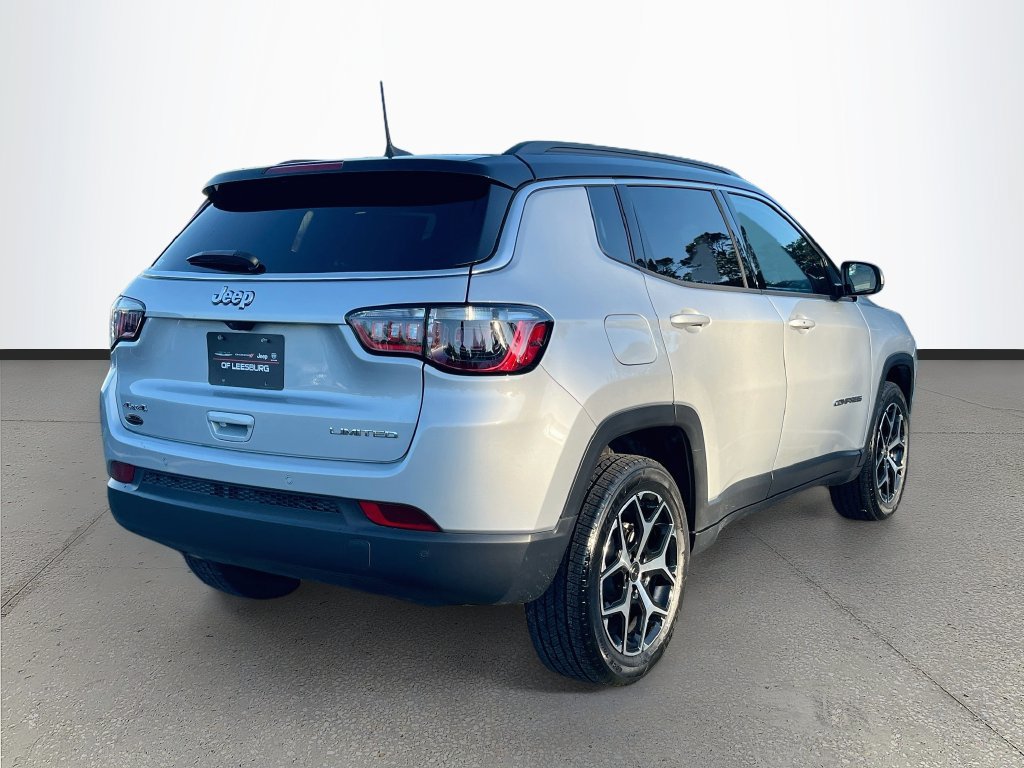 Used 2025 Jeep Compass Limited AWD/4WD image 7