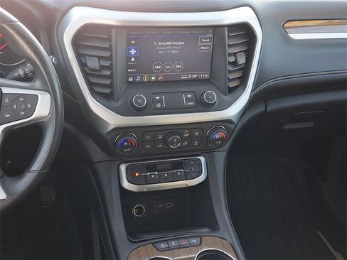 Used 2022 GMC Acadia SLE w/ Driver Convenience Package image 24