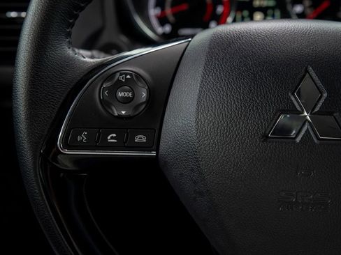 Used 2024 Mitsubishi Outlander Sport SE image 17