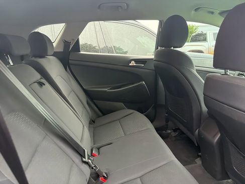 Used 2019 Hyundai Tucson SE AWD/4WD image 4