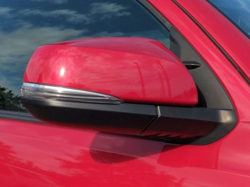 Used 2022 Toyota Tacoma SR5 image 12