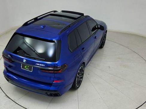 Used 2025 BMW X7 M60i image 90