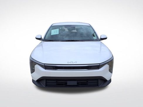 Used 2025 Kia K4 FWD image 2