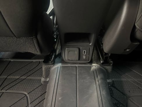 Certified 2025 Chevrolet TrailBlazer LT w/ Convenience Package image 12