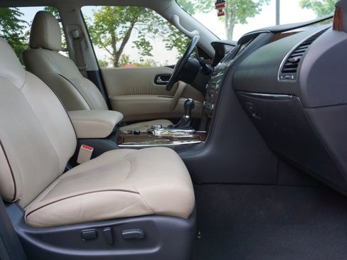 Used 2018 Nissan Armada SL AWD/4WD image 17