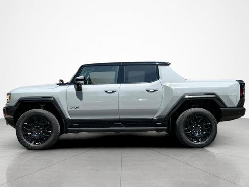 Used 2024 GMC Hummer EV 2X w/ LPO, Illumination Package AWD/4WD image 2
