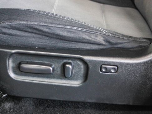 Used 2021 Toyota Tacoma TRD Off-Road w/ Technology Package image 22