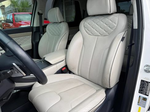 Used 2022 Hyundai Palisade Calligraphy FWD image 12