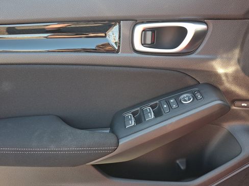 Certified 2023 Honda Civic EX image 11