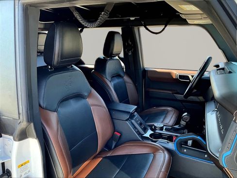 Used 2022 Ford Bronco Outer Banks AWD/4WD image 28