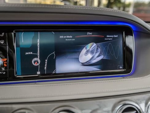 Used 2017 Mercedes-Benz S 550 4MATIC Sedan image 23