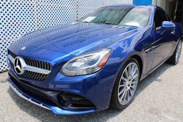 Used 2017 Mercedes-Benz SLC 300 w/ Premium 1 Package image 5