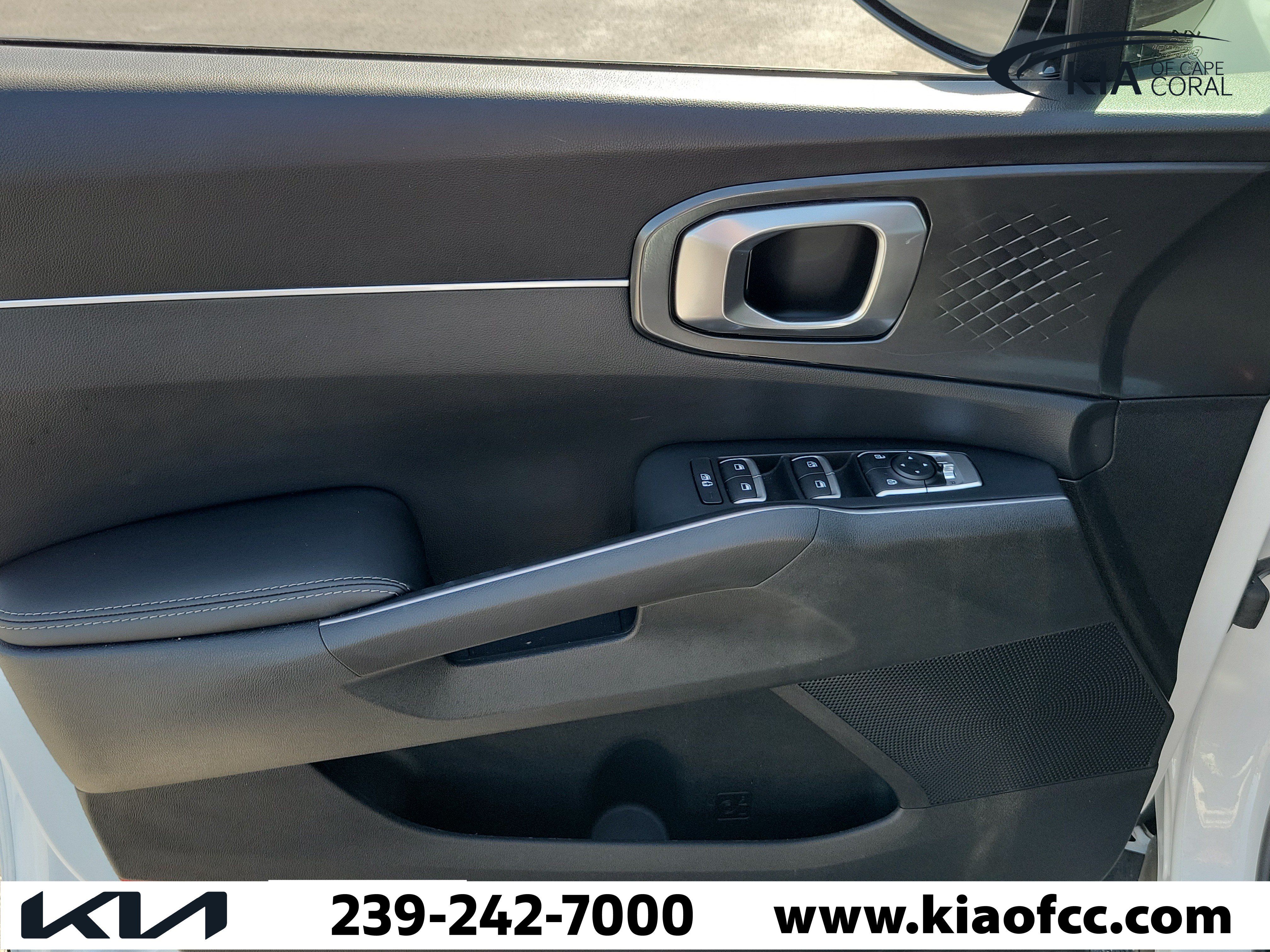 Certified 2023 Kia Sorento S w/ Panoramic Sunroof Package FWD image 25