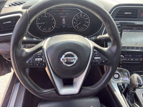 Used 2016 Nissan Maxima Platinum FWD image 15