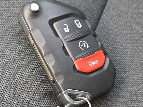 Used 2024 Jeep Wrangler Sport S image 35