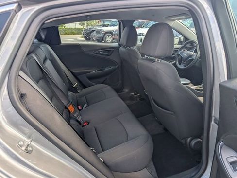 Used 2024 Chevrolet Malibu LT FWD image 10