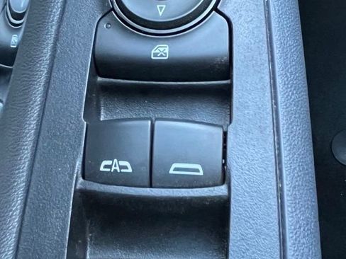 Used 2021 Chevrolet Bolt LT FWD image 6
