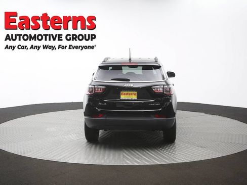 Used 2025 Jeep Compass Limited AWD/4WD image 33