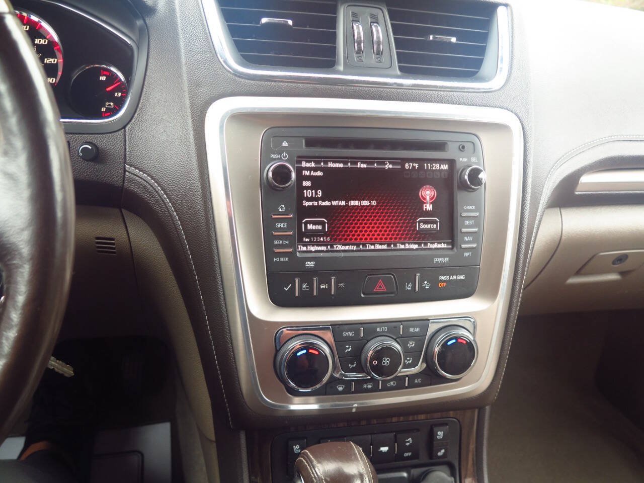 Used 2015 GMC Acadia Denali AWD/4WD image 10