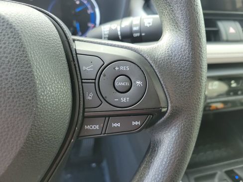 Used 2023 Toyota RAV4 XLE image 29