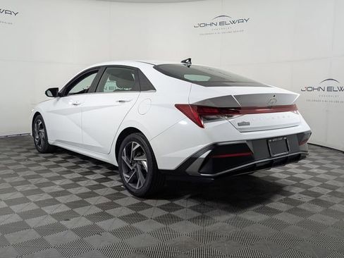 Used 2025 Hyundai Elantra SEL image 6