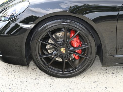 Used 2018 Porsche 718 Cayman GTS image 9