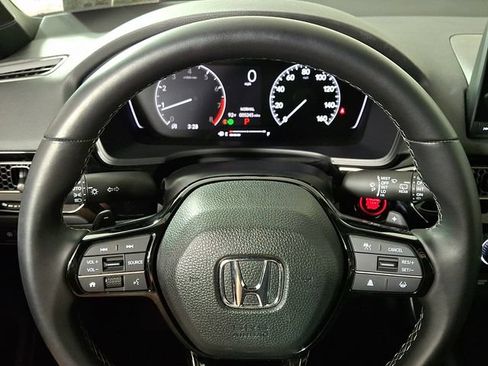 Used 2025 Honda Civic Sport image 18