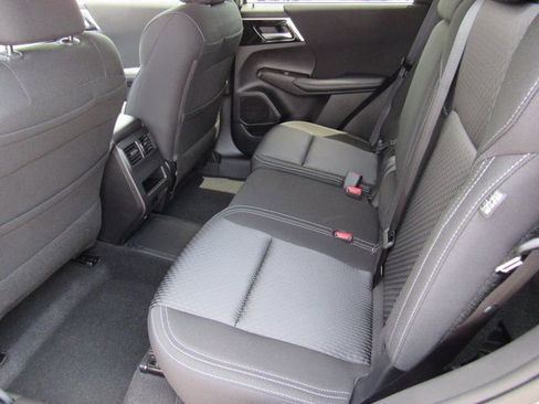 New 2025 Mitsubishi Outlander ES AWD/4WD image 8