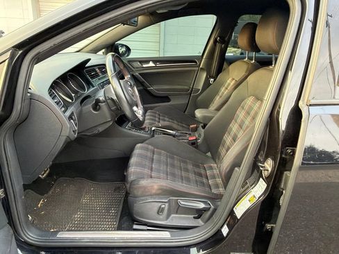 Used 2017 Volkswagen GTI S FWD image 5