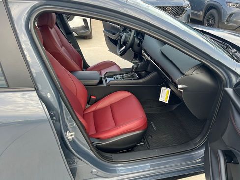 Used 2026 MAZDA MAZDA3 Carbon image 16