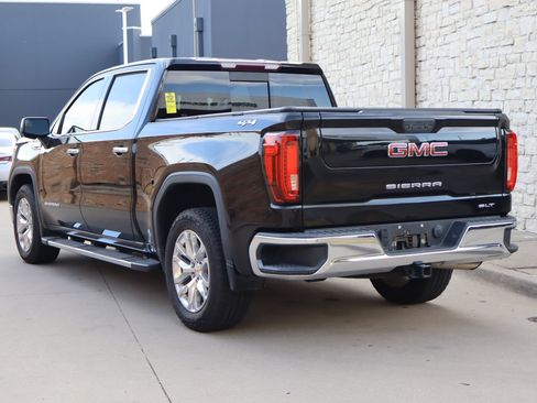 Used 2020 GMC Sierra 1500 SLT AWD/4WD image 3