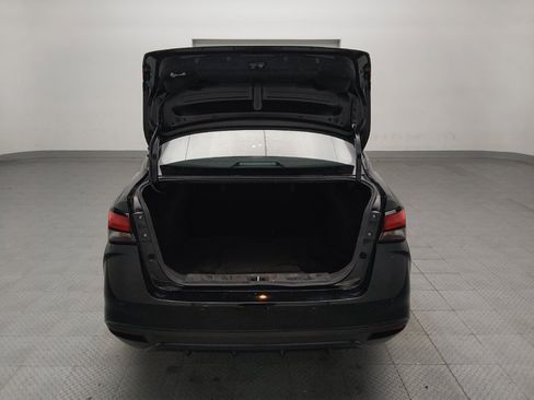 Used 2025 Nissan Versa SR w/ Trunk Package FWD image 29