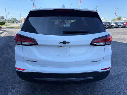 Used 2022 Chevrolet Equinox Premier FWD image 4