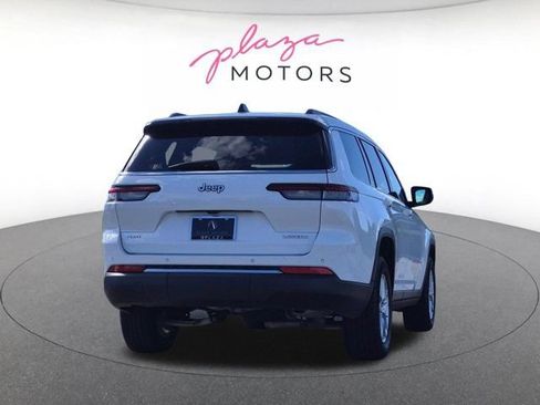 Used 2024 Jeep Grand Cherokee L Laredo AWD/4WD image 5
