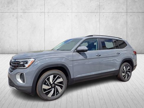 New 2026 Volkswagen Atlas SE image 1