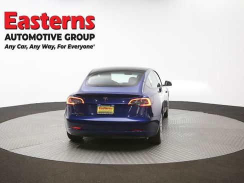 Used 2022 Tesla Model 3 Standard Range image 36