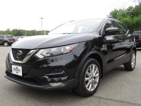 Used 2021 Nissan Rogue Sport SV AWD/4WD image 1