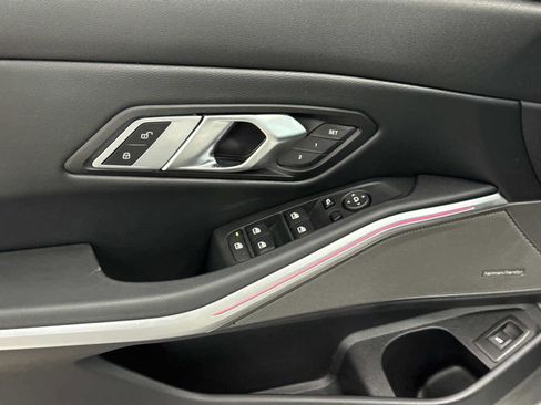 Used 2023 BMW 330i xDrive Sedan w/ Premium Package image 27