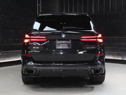 Used 2025 BMW X5 xDrive40i w/ Executive Package AWD/4WD image 16