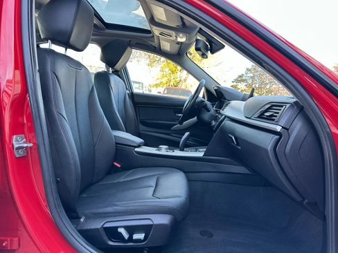 Used 2018 BMW 320i xDrive Sedan image 22