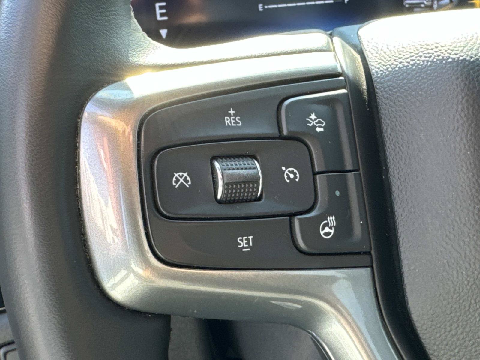 Used 2023 Chevrolet Silverado 1500 RST AWD/4WD image 34