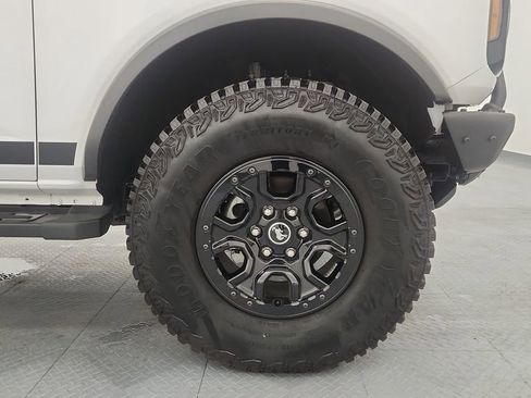 New 2024 Ford Bronco Wildtrak image 27