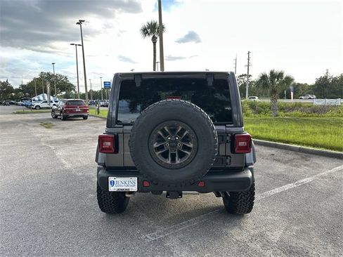 New 2025 Jeep Wrangler Unlimited Rubicon 392 image 5