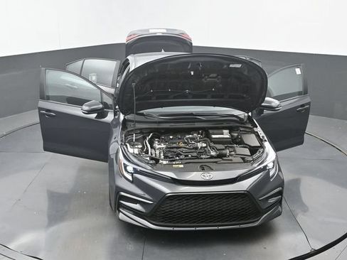 Used 2026 Toyota Corolla SE w/ SE Package FWD image 32
