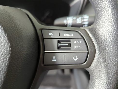New 2026 Honda HR-V LX image 25