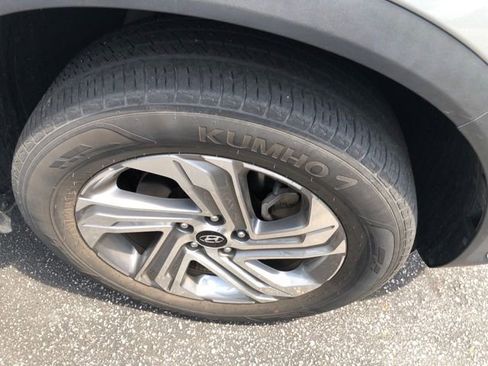 Used 2023 Hyundai Santa Fe SEL w/ Premium Package AWD/4WD image 9