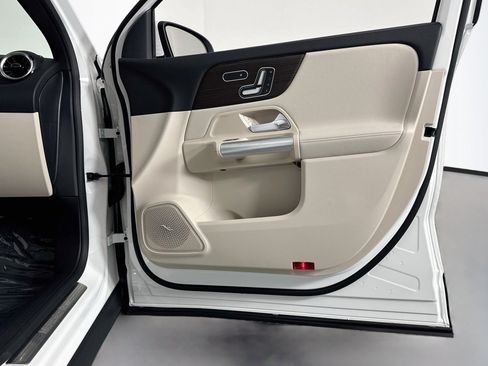 Certified 2026 Mercedes-Benz GLA 250 image 25