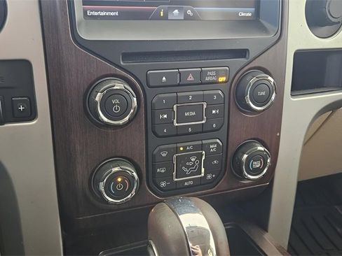 Used 2013 Ford F150 King Ranch w/ King Ranch Luxury Pkg image 29